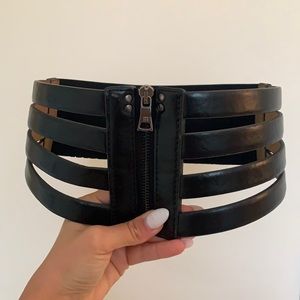 BCBG cage belt